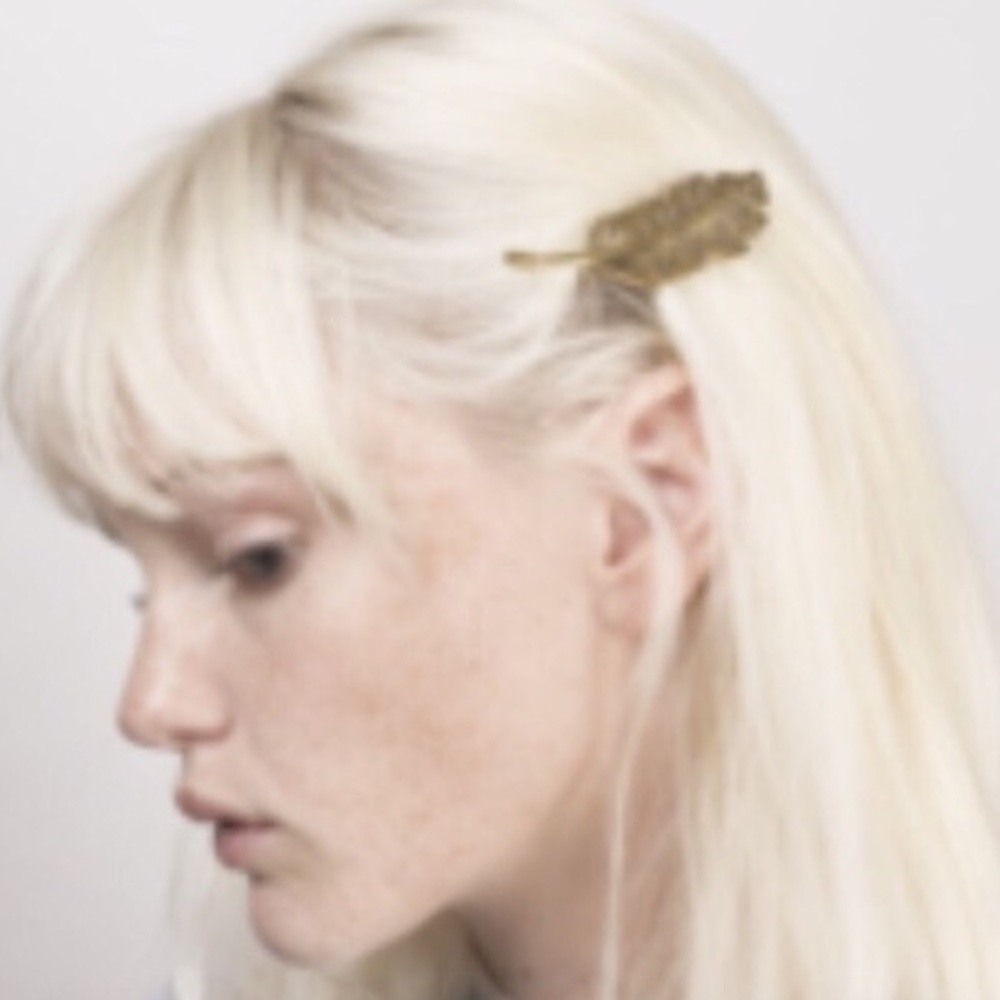 💕New! Boho feather hair clip pin accessory💕